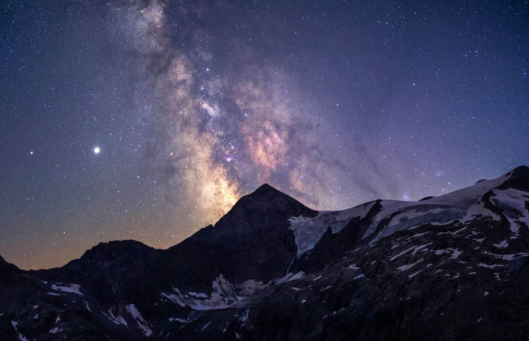 35mm F1.8 AF Compact Full Frame Wide Angle with Lens Station (Sony E) - Rokinon