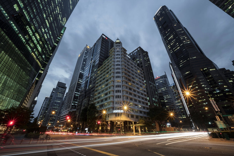 14mm F2.8 AF Weather Sealed Wide Angle (Canon EF) - Rokinon