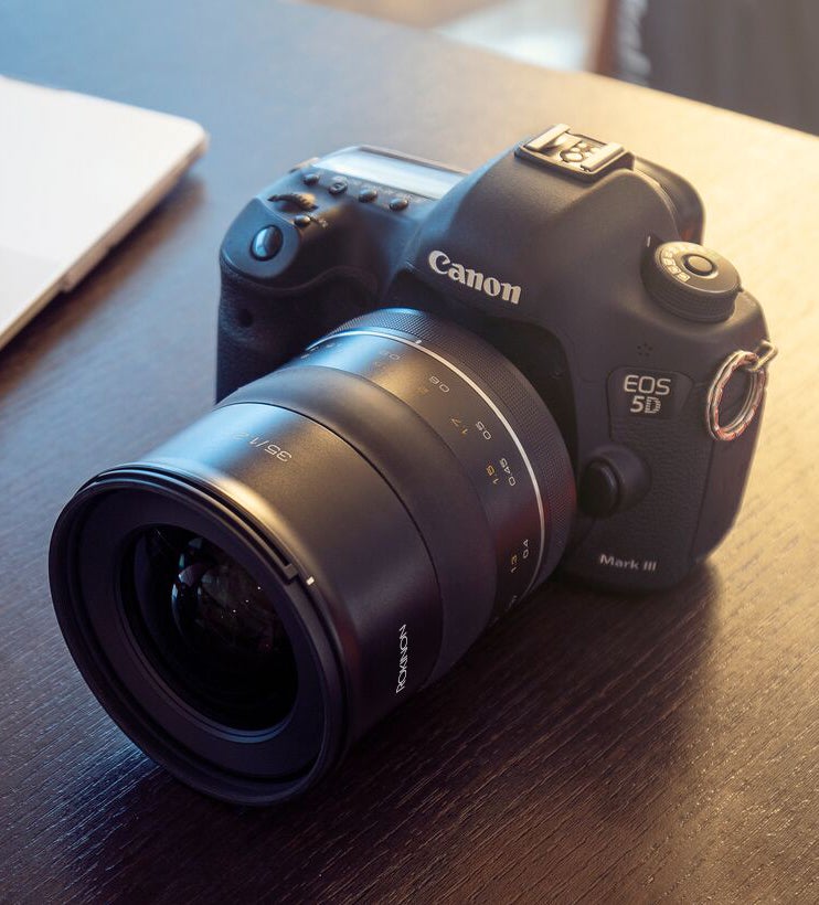 35mm F1.2 SP Full Frame (Canon EF with Automatic Chip) - Rokinon